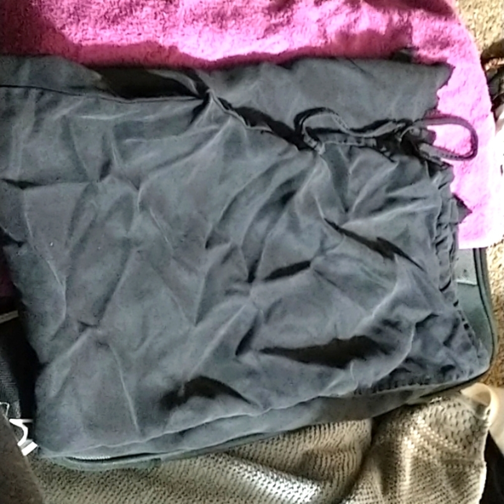 Washed out black compagnie groupe cut off Capri comfy pants